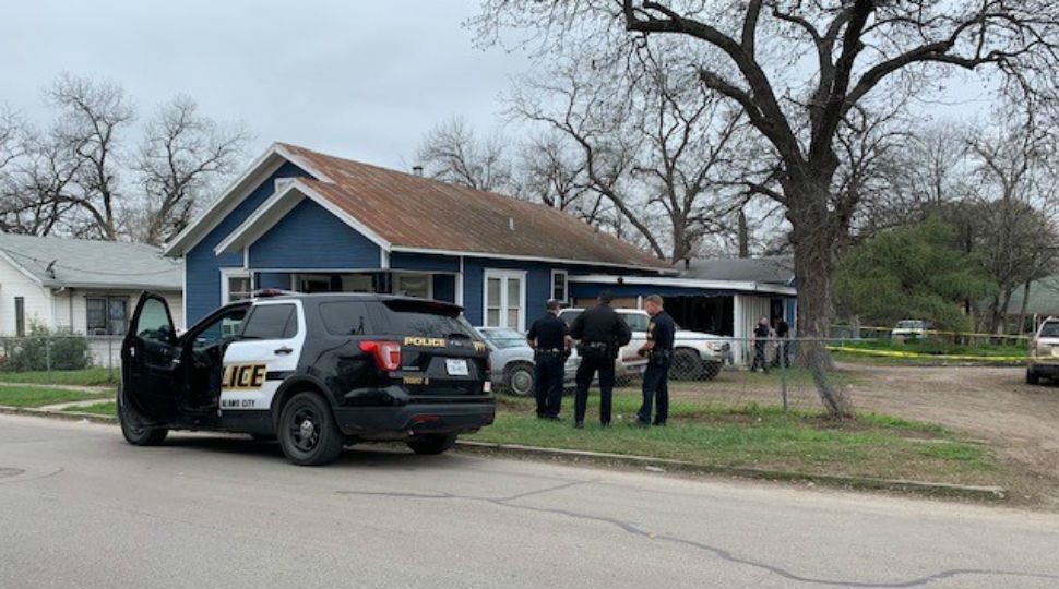 Police investigating scene of shooting February 16, 2019 (Spectrum News)