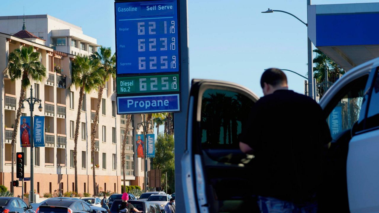 Average LA County gas prices tops 