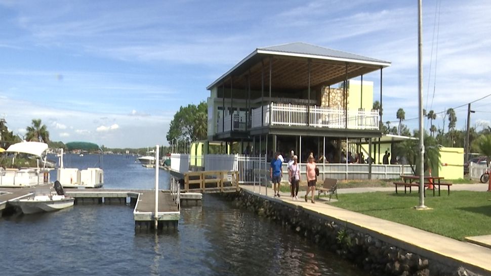 The Monkey Bar in Homosassa has reopened after being closed for over a year. (Kim Leoffler/Spectrum Bay News 9)