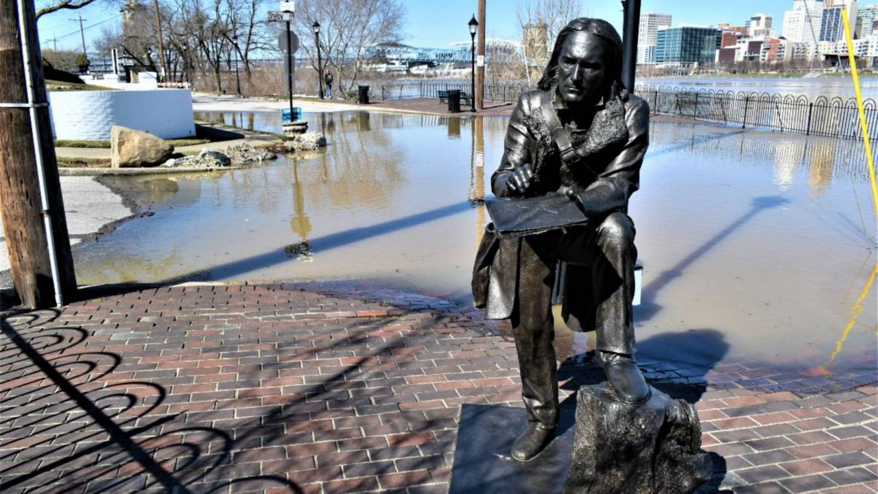 Covington Braces for Flooding as Ohio River Rises