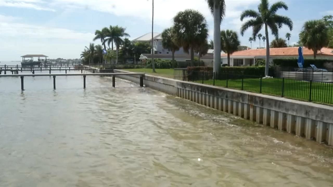 1 teen killed, another hurt in St. Pete after boat crash