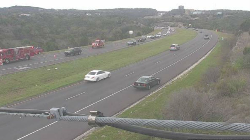 Traffic cam vie of Loop 360 near Pascal Lane. 