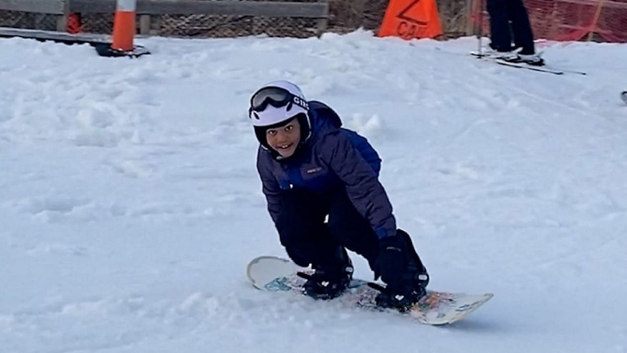 Northeast Ohio kids get a chance to try skiing, snowboarding