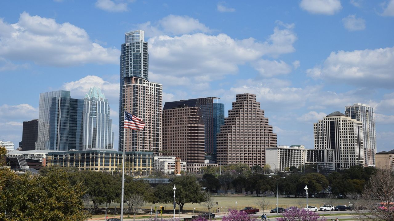 Photo of the Austin skyline (Pixabay)