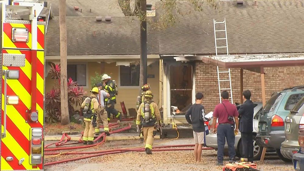 Firefighters put out a fire at an apartment complex in Altamonte Springs Sunday. (Spectrum News)