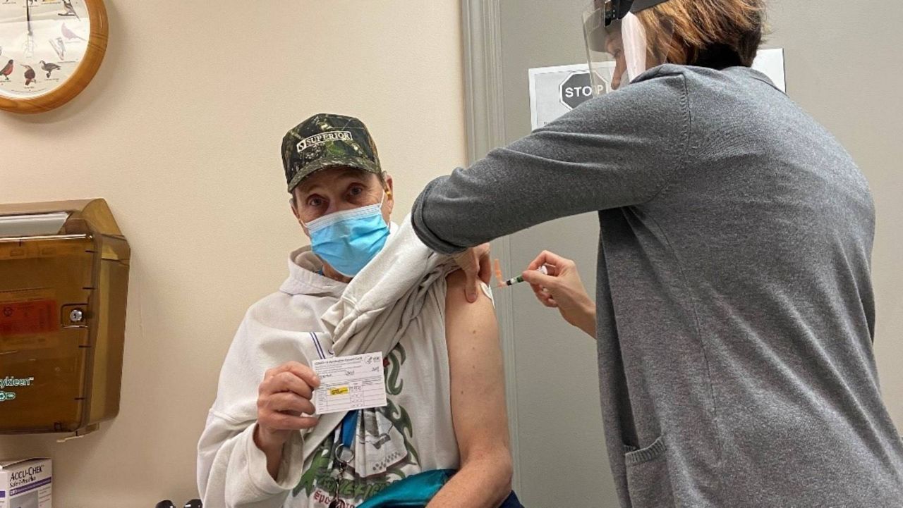 Kentucky man is vaccinated