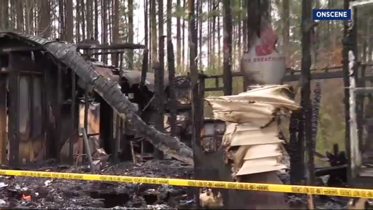 3 family members killed in Warren County fire