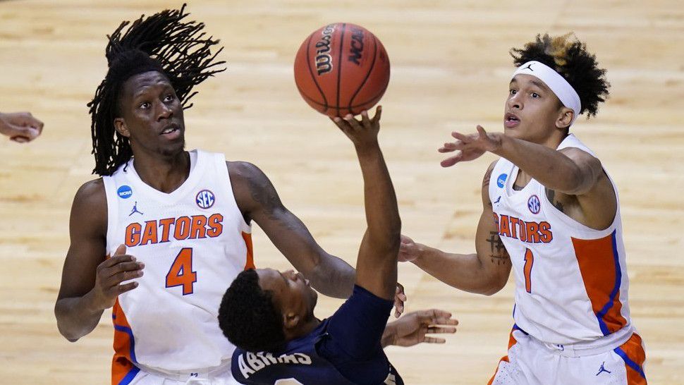 Gators avoid late-game disaster against Oral Roberts to advance in