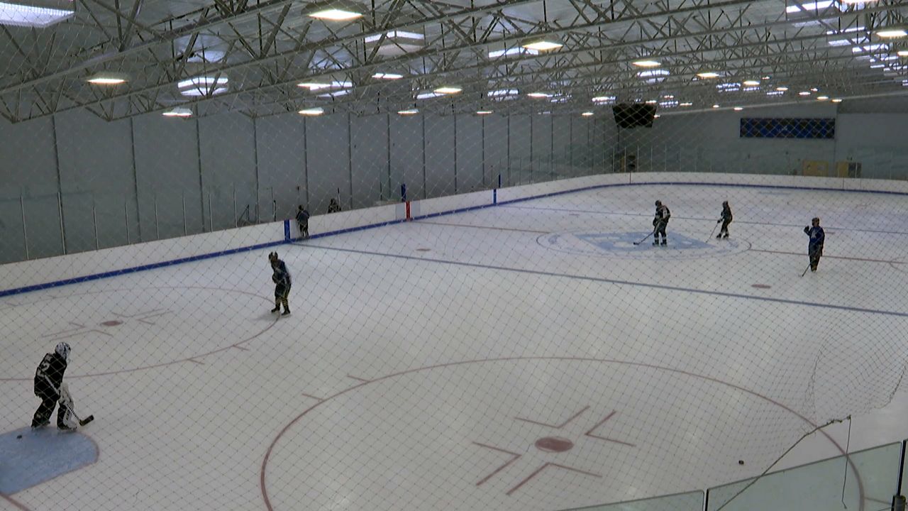 Ice Rink Reopens in Santa Clarita