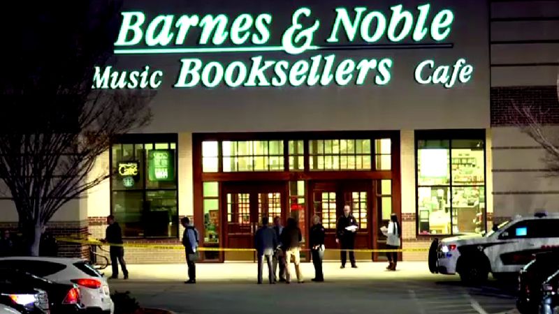 Man With Pellet Guns Causes Panic At Cary Barnes Noble