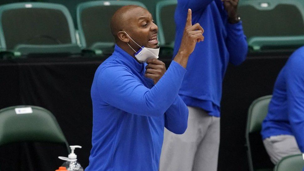 Memphis head coach Penny Hardaway instructs his team in the second half of an NCAA college basketball championship game against Mississippi State in the NIT, Sunday, March 28, 2021, in Frisco, Texas/