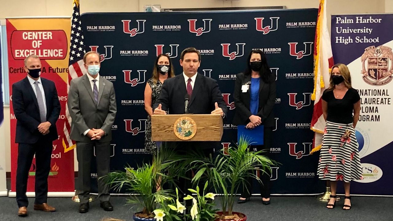 DeSantis Wants 1,000 Bonus For Florida Teachers, Principals