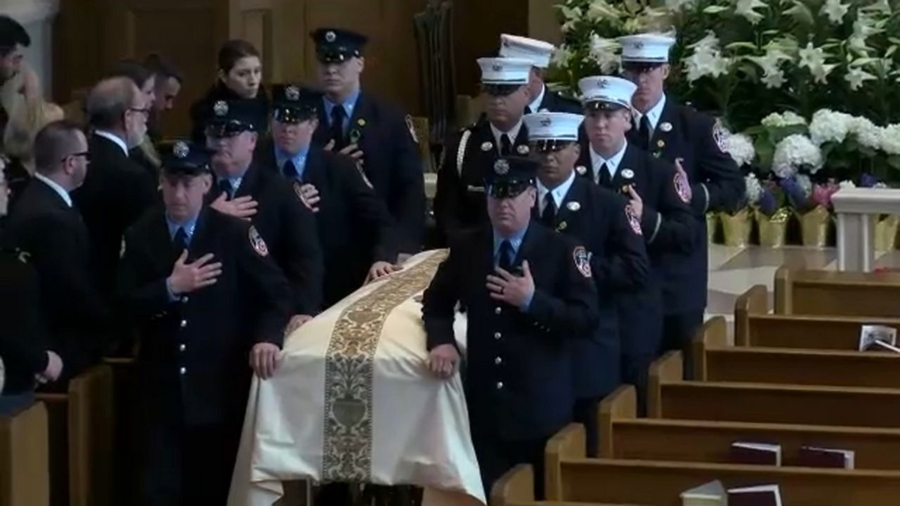Funeral held for FDNY member killed in Iraq helicopter crash