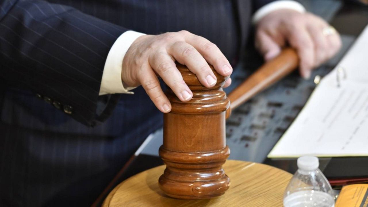 stivers holding a gavel in frankfort