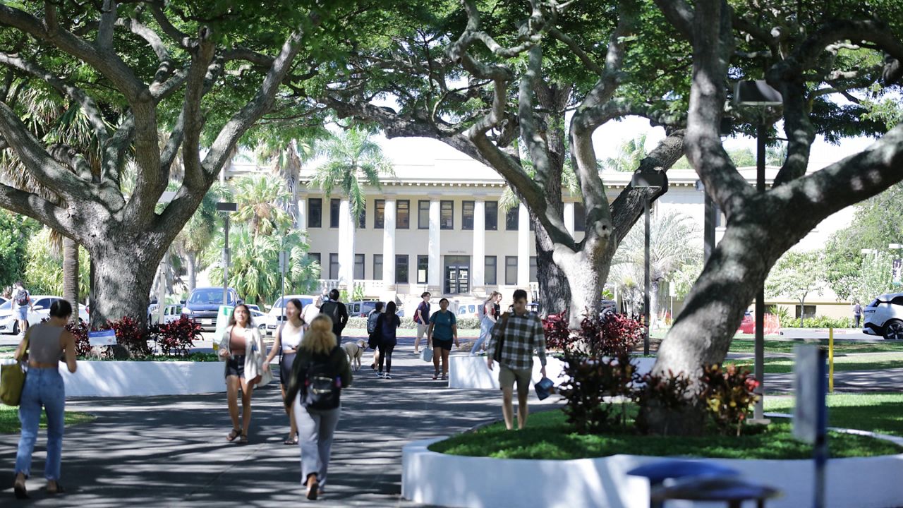 uh-will-freeze-tuition-at-all-community-colleges