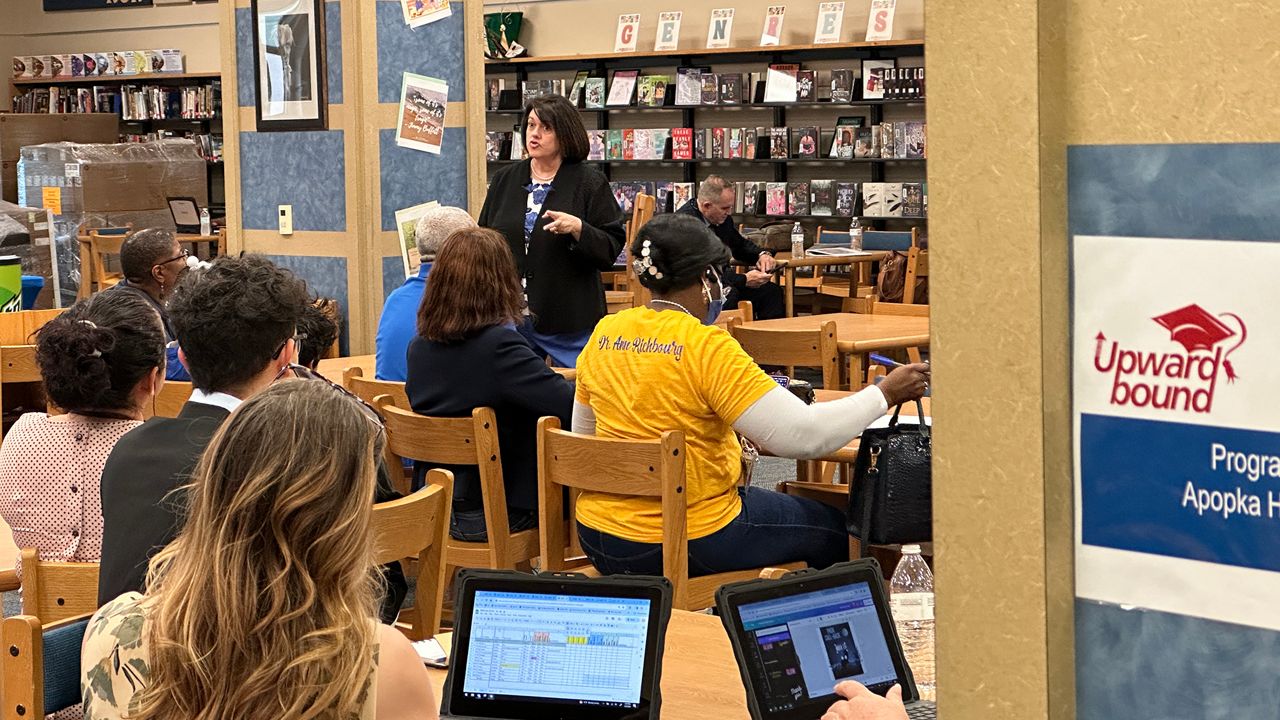 Orange County Superintendent Maria Vazquez meets with the Apopka community. (Spectrum News 13/Devin Martin)