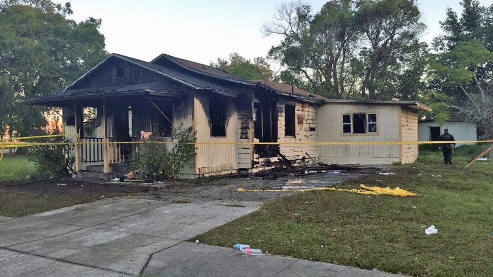 A house fire in Orlando has sent a person to the hospital on Tuesday, April 18, 2018. (Jerry Hume, staff) 