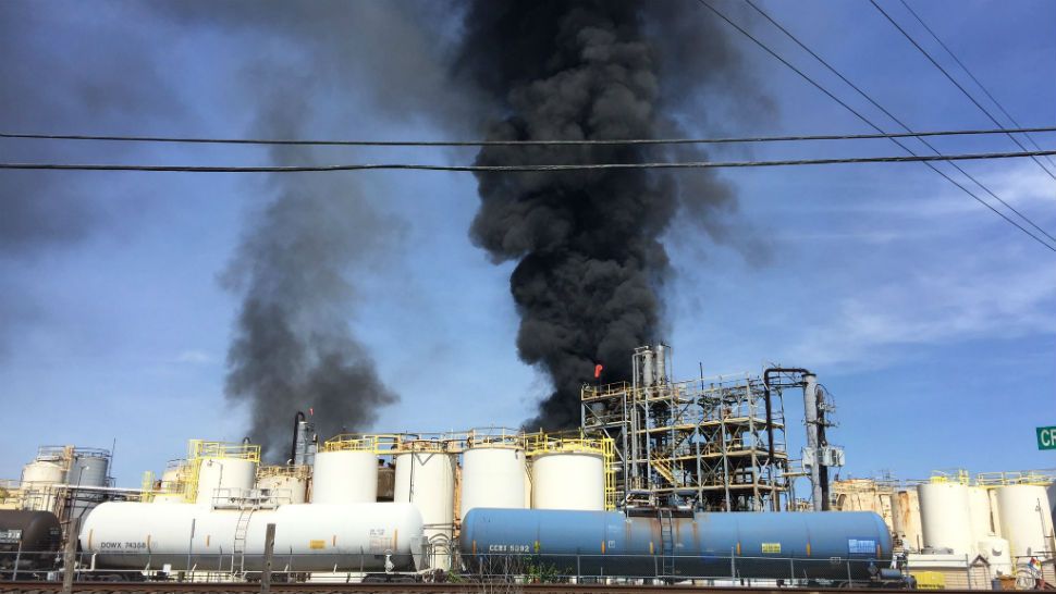 1 Killed in Crosby Chemical Plant Fire