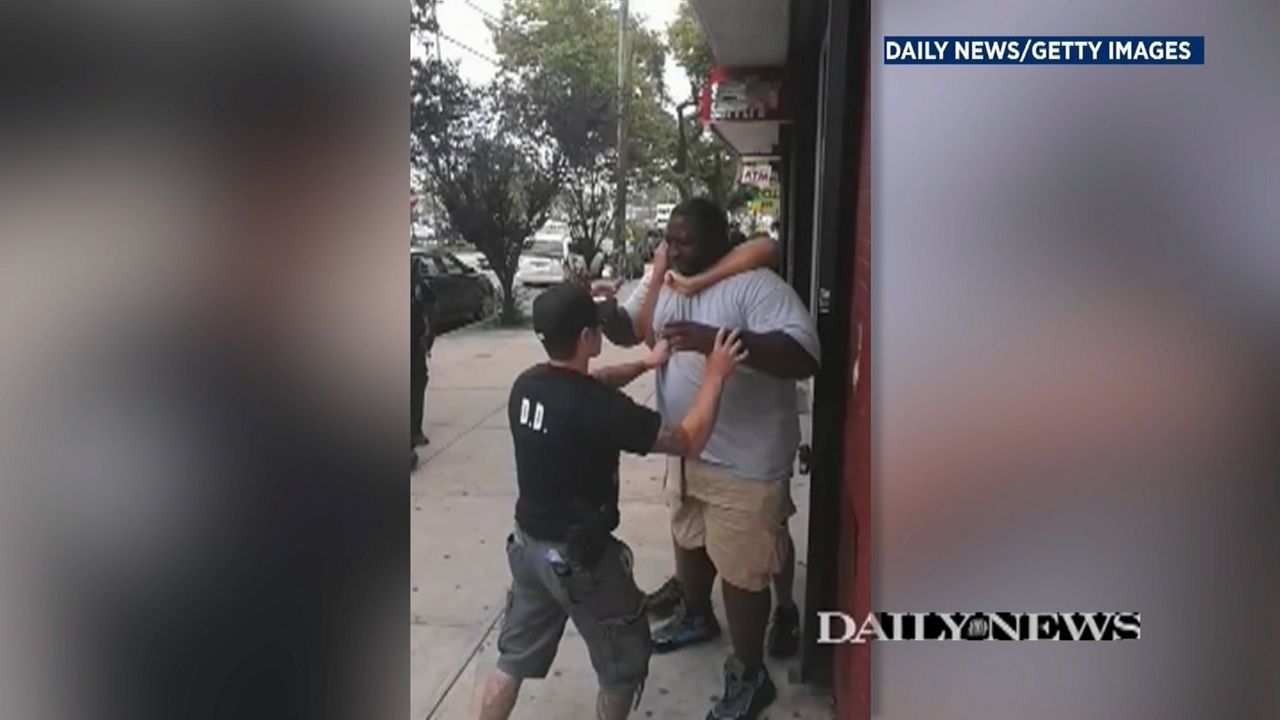 Nypd Deputy Inspector Garner Video Shows Chokehold 3029