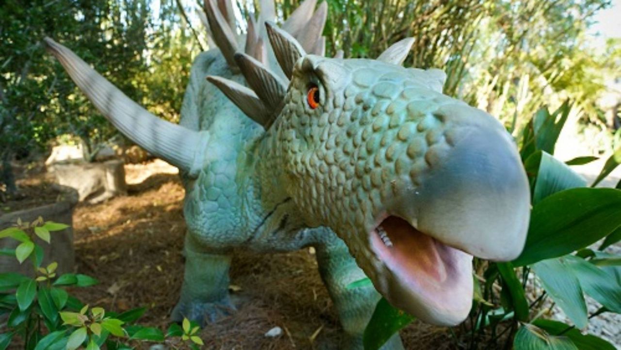 Louisville Mega Cavern Hosts Dino Safari Experience