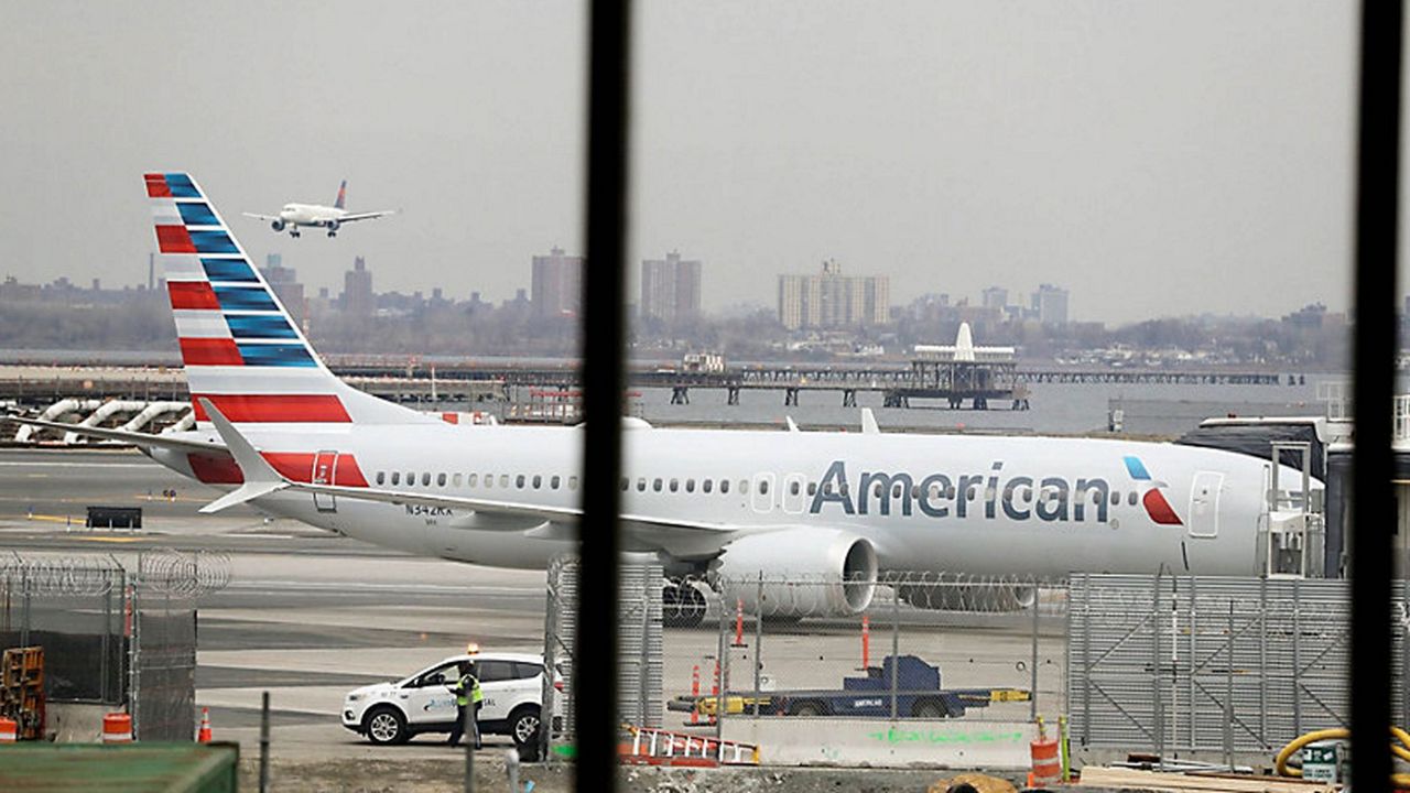 An American Airlines plane