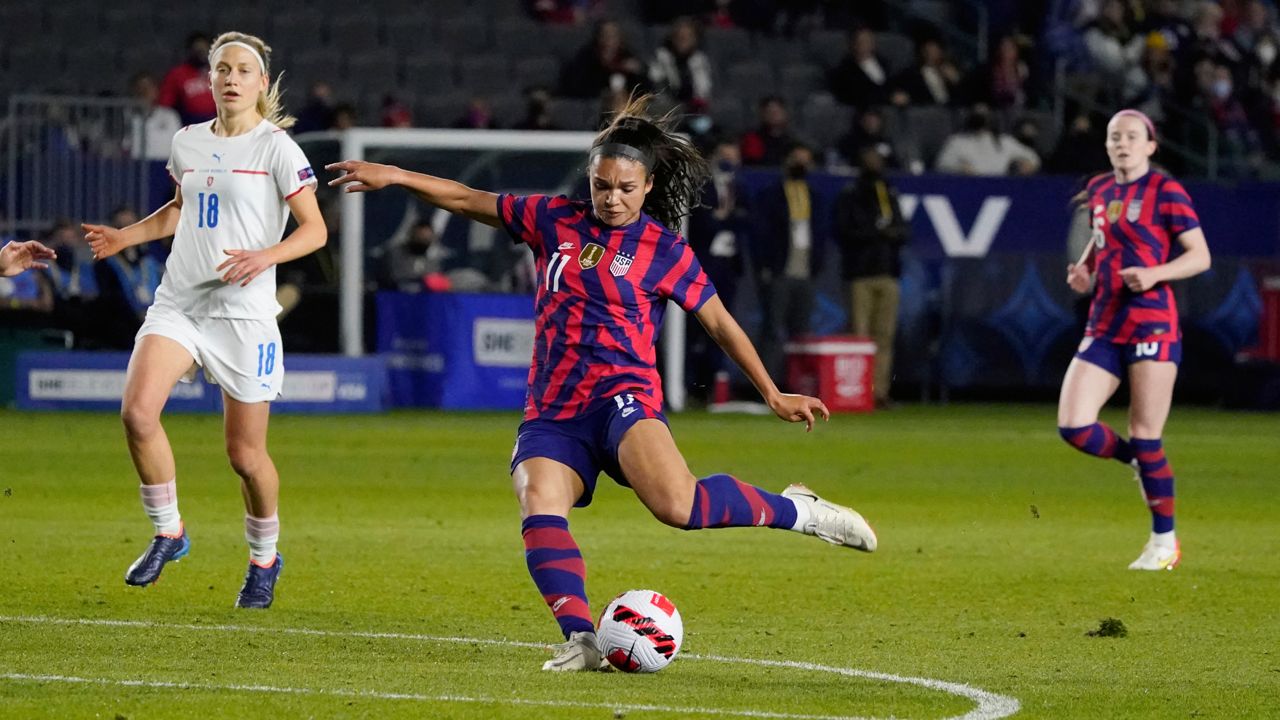 United States' Sophia Smith shoots on goal. (AP Photo/Marcio Jose Sanchez)