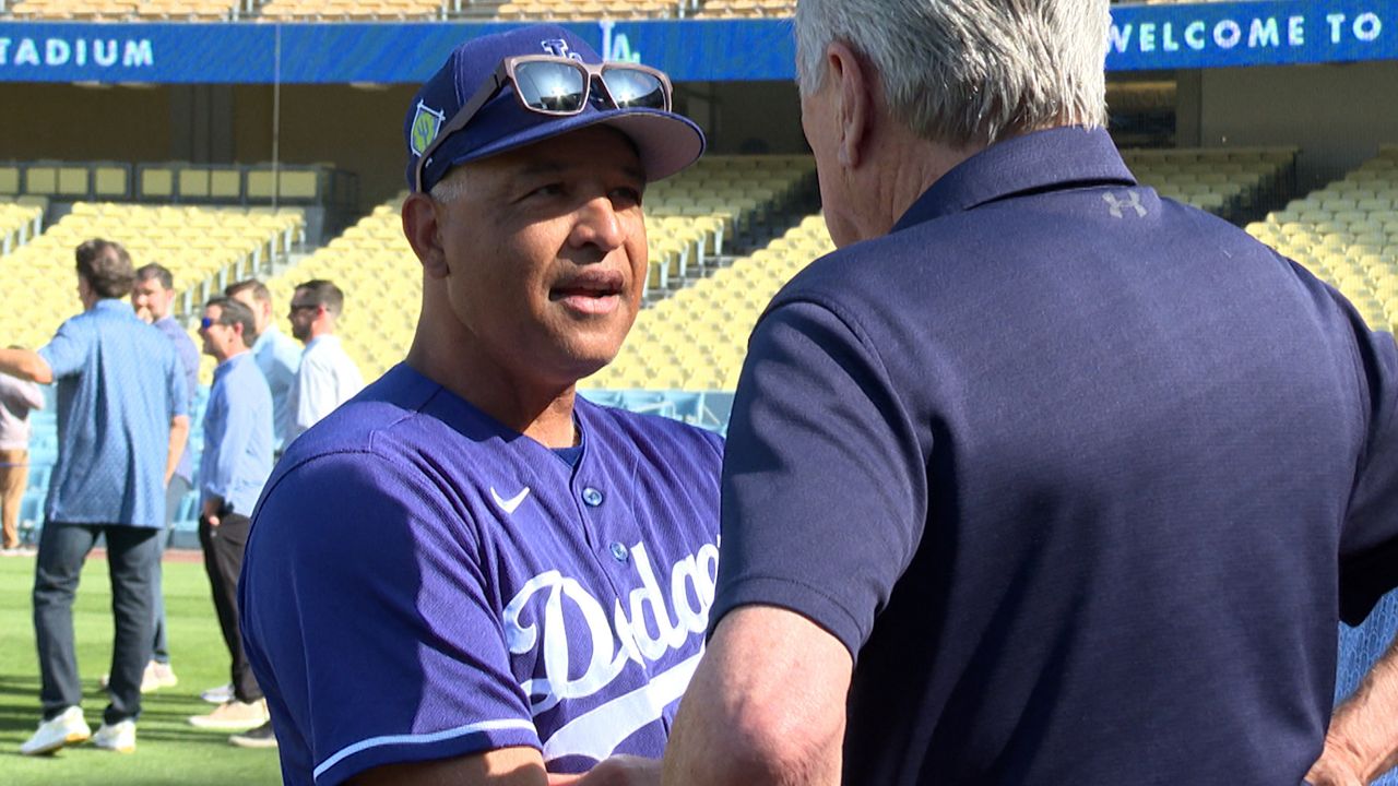 Dave Roberts, 1st minority manager in Dodger's history