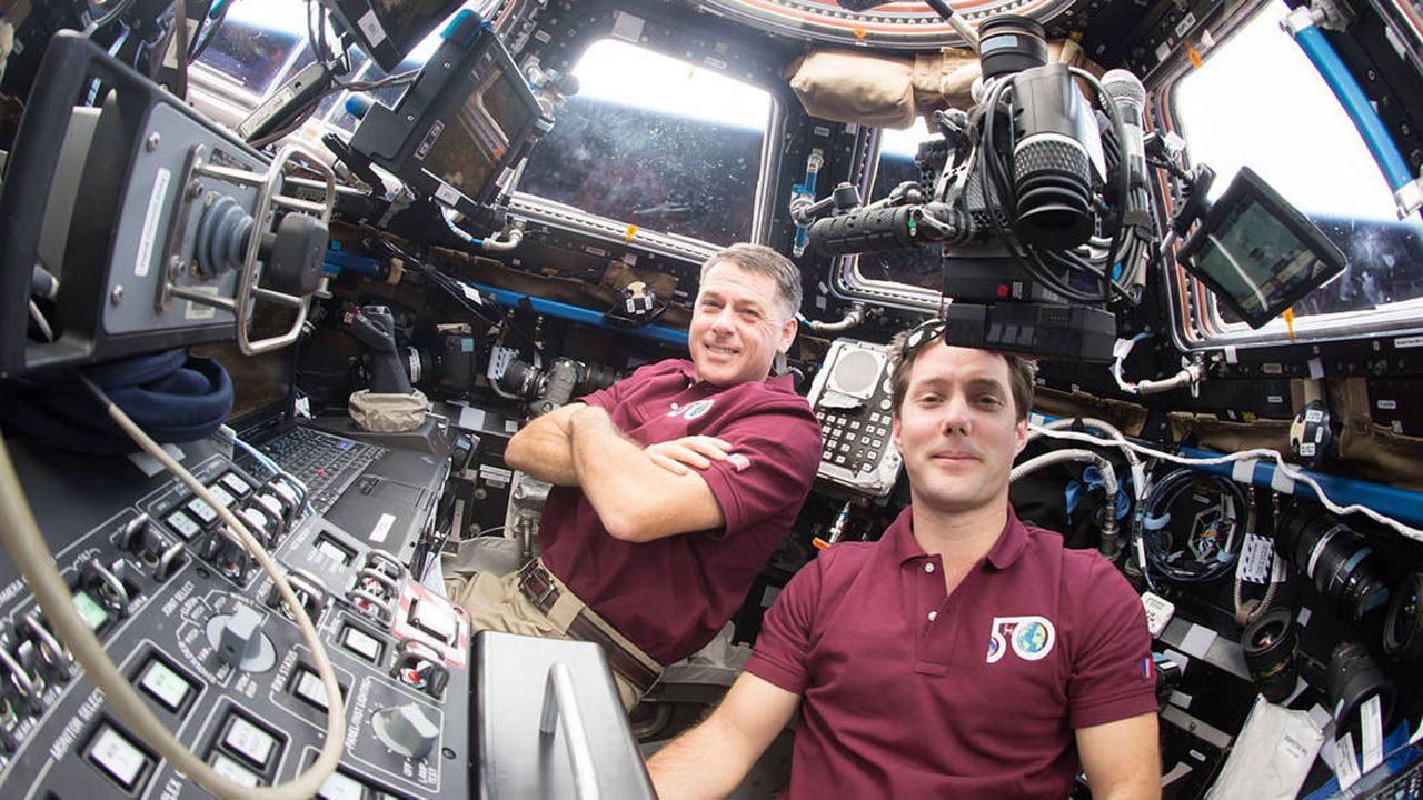 SpaceX Crew Dragon-2 team members Shane Kimbrough (left) and Thomas Pesquet have worked together previously on Expedition 50 in 2016, when they robotically captured the Japanese HTV-6 cargo craft. (NASA)