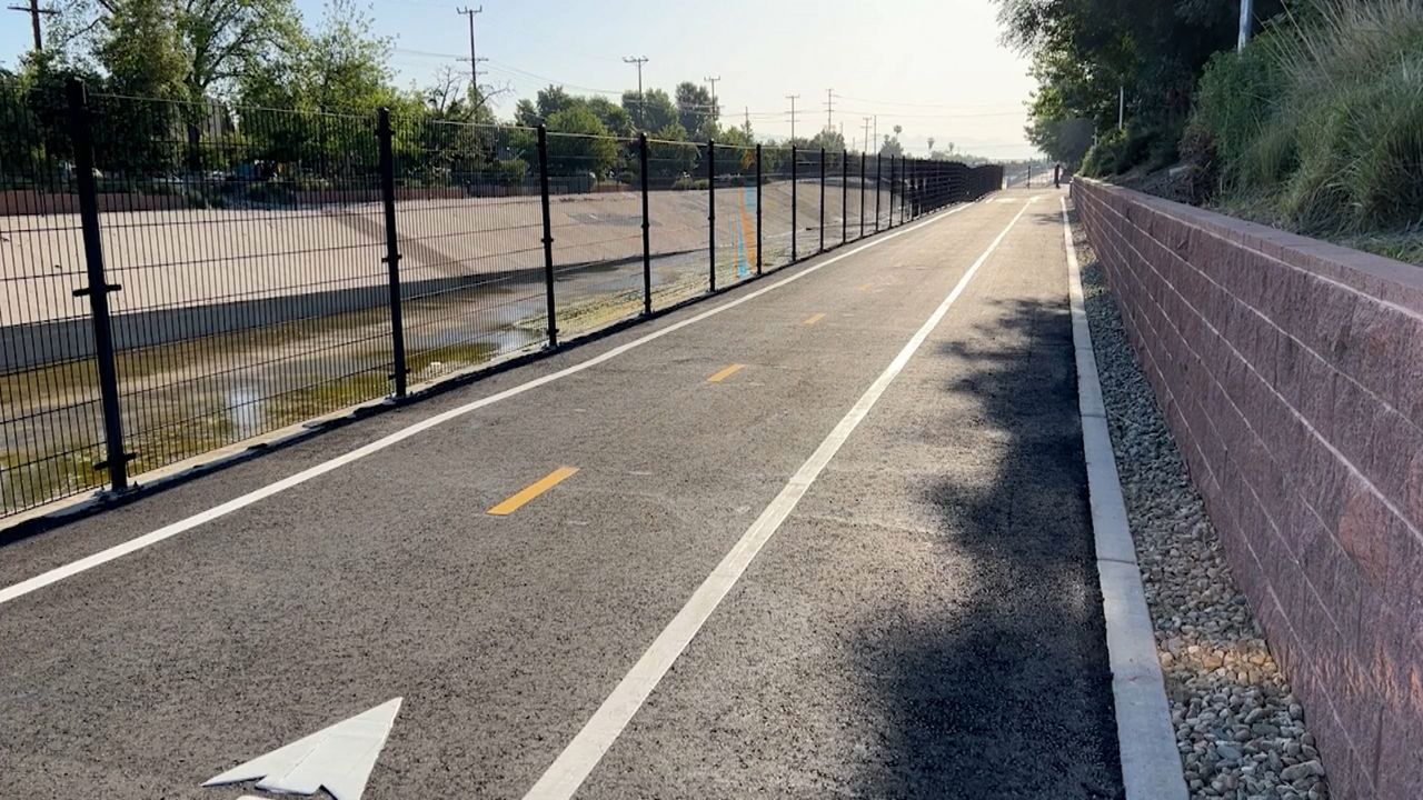 Los Angeles River Bike Path