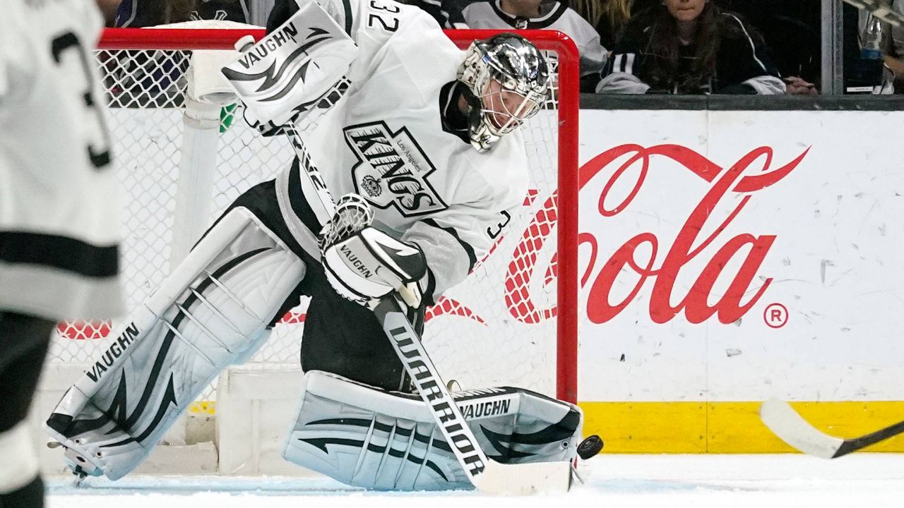 La kings goalie clearance jersey