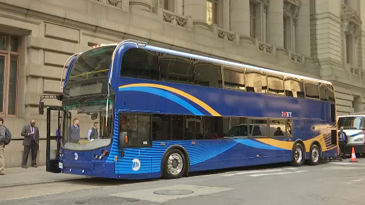 double decker bus nyc