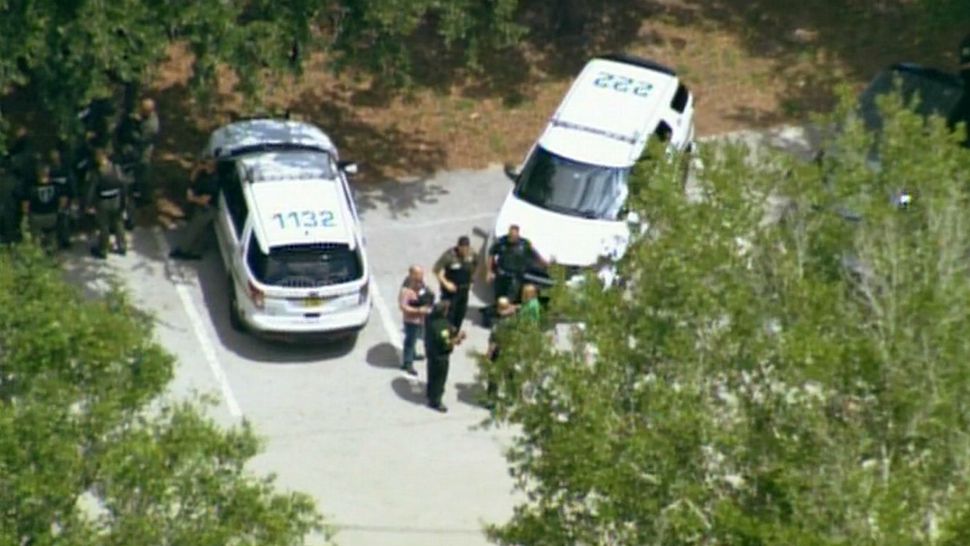 Man surrenders after 5-hour standoff in Orange County