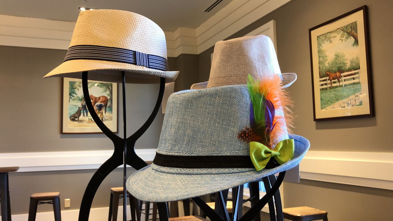 Hats At Kentucky Derby