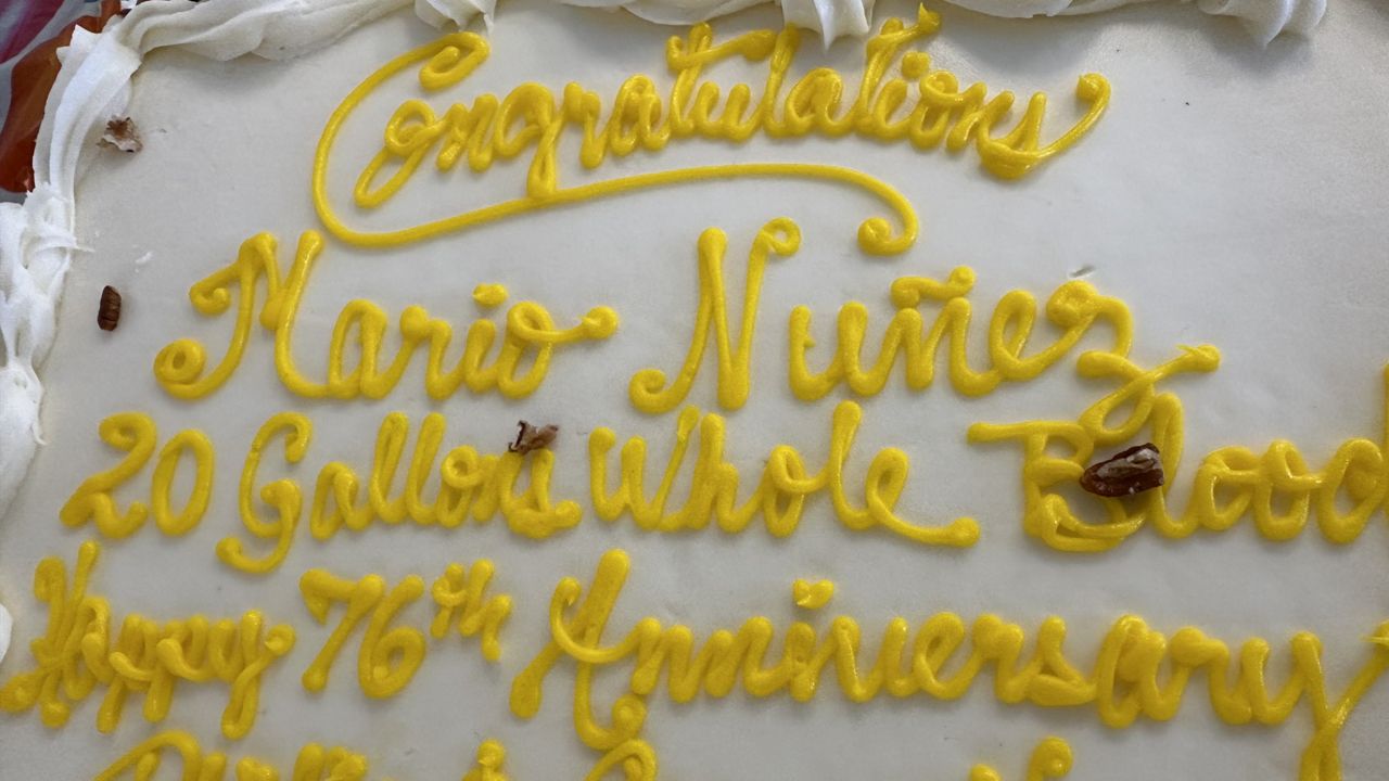 A cake was part of the celebration after Mario Nunez hit his milestone. (Spectrum Bay News 9/Dalia Dangerfield)