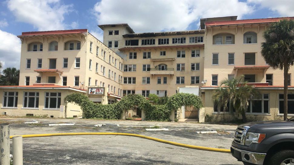 An investigation is underway after a fire broke out at the historic Hotel Putnam in DeLand. (Brittany Jones, staff)