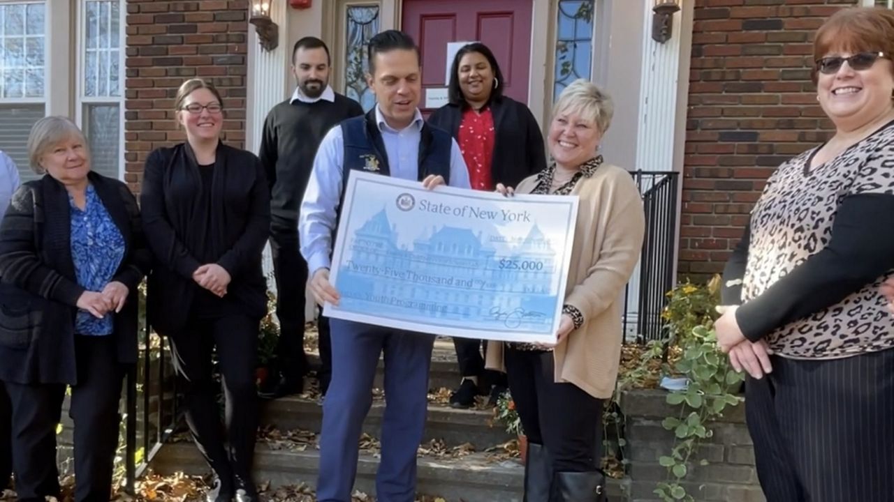 Family and Child Service of Schenectady receives $25,000 in state funding
