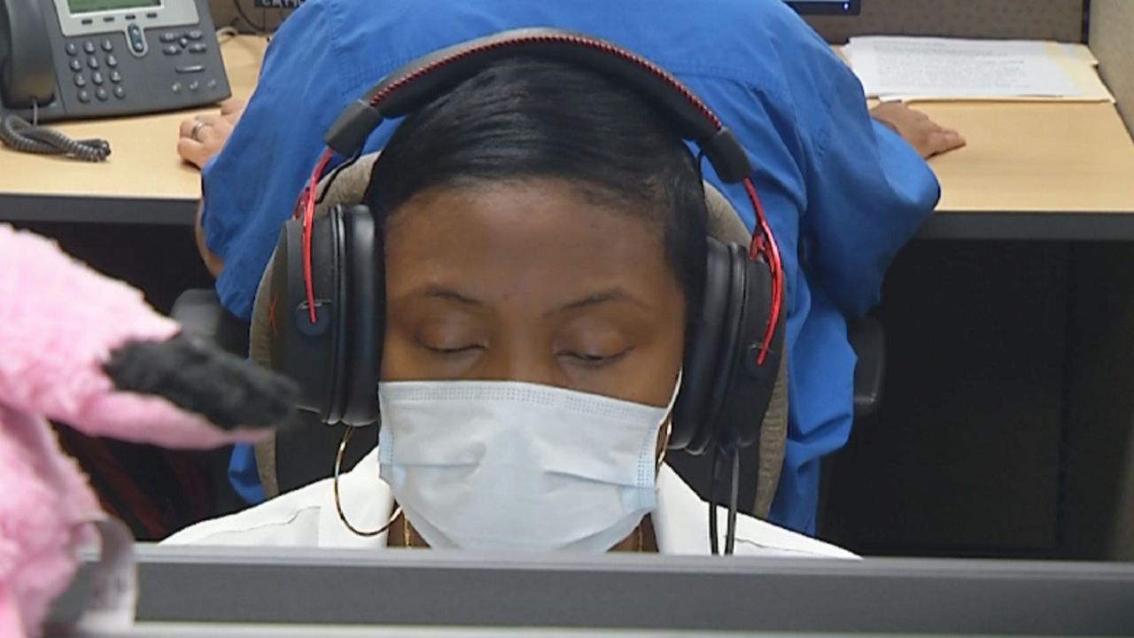 Visually Impaired Workers Help Those File Unemployment Claims
