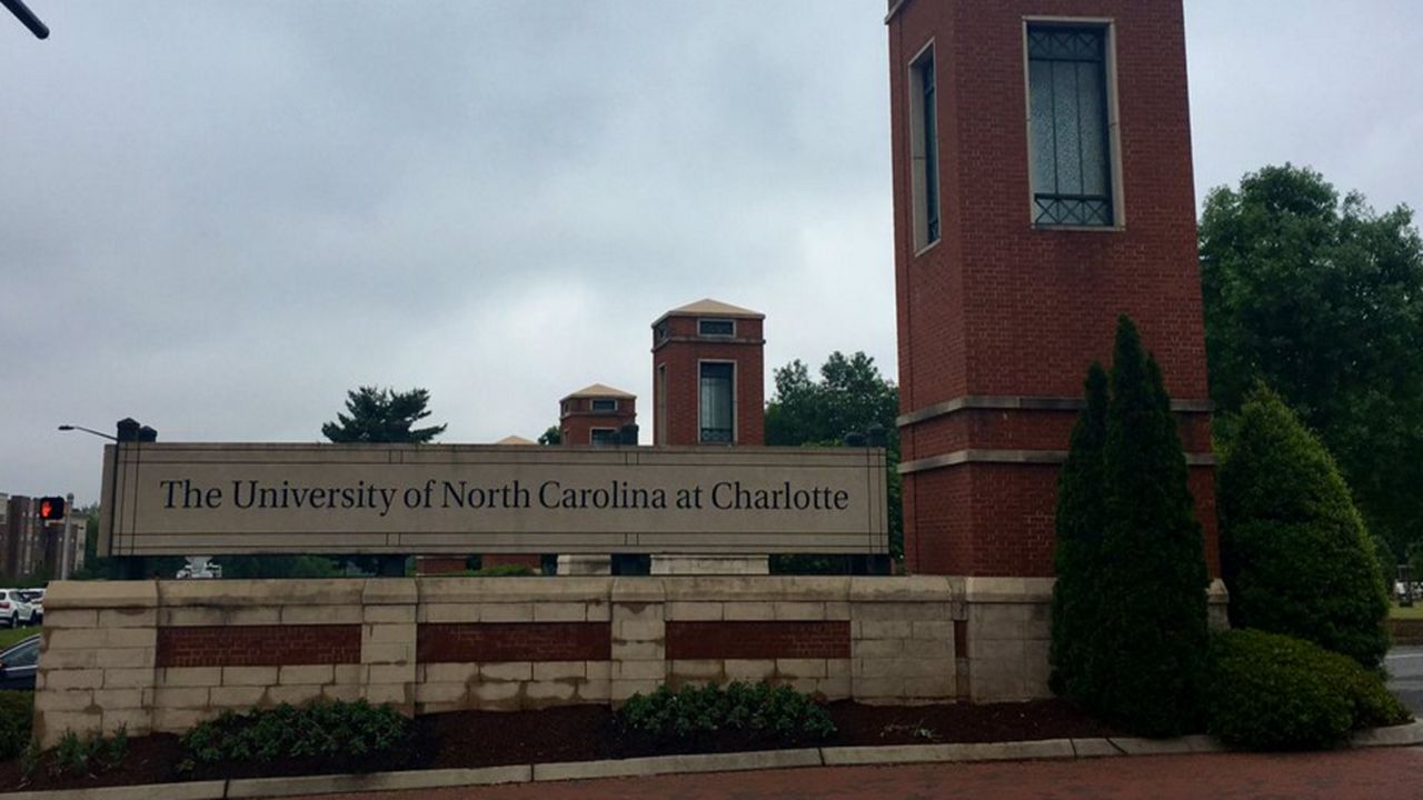 Unc Charlotte Spring 2023 Calendar College And University News | Spectrum News 1