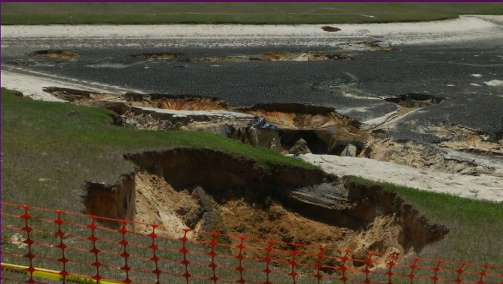 Sinkholes drain Ocala retention pond as tests continue