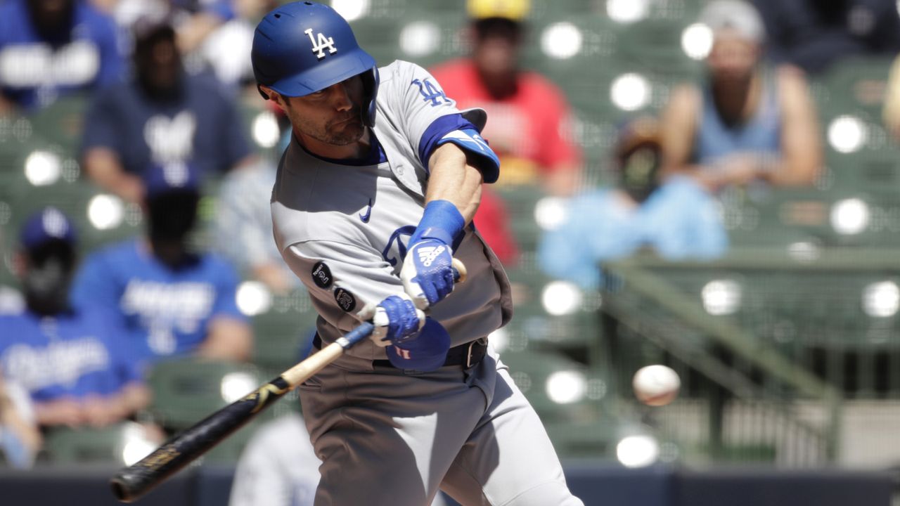 Pollock 8 RBIs, Beaty 7 RBIs, each slam as Dodgers bop Brews