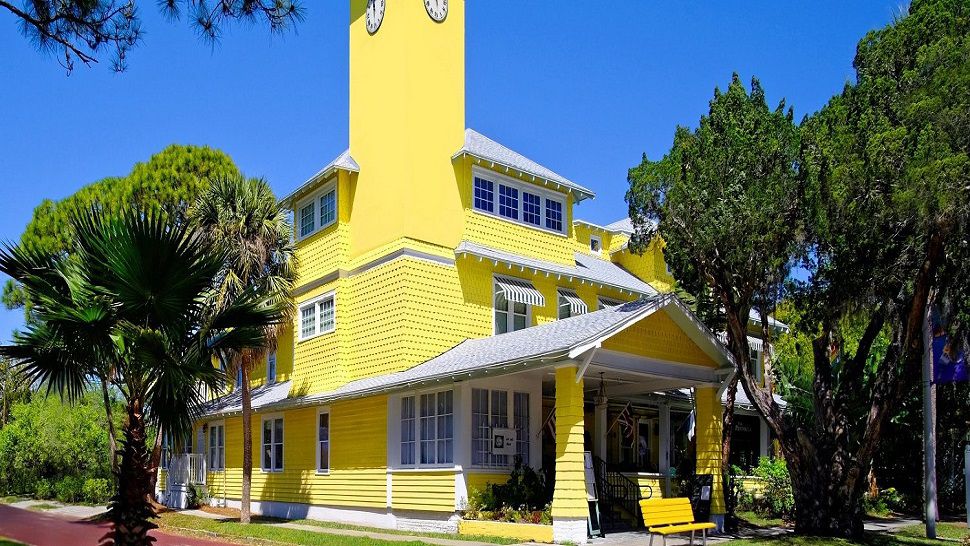 Historic Peninsula Inn going green in an affordable way