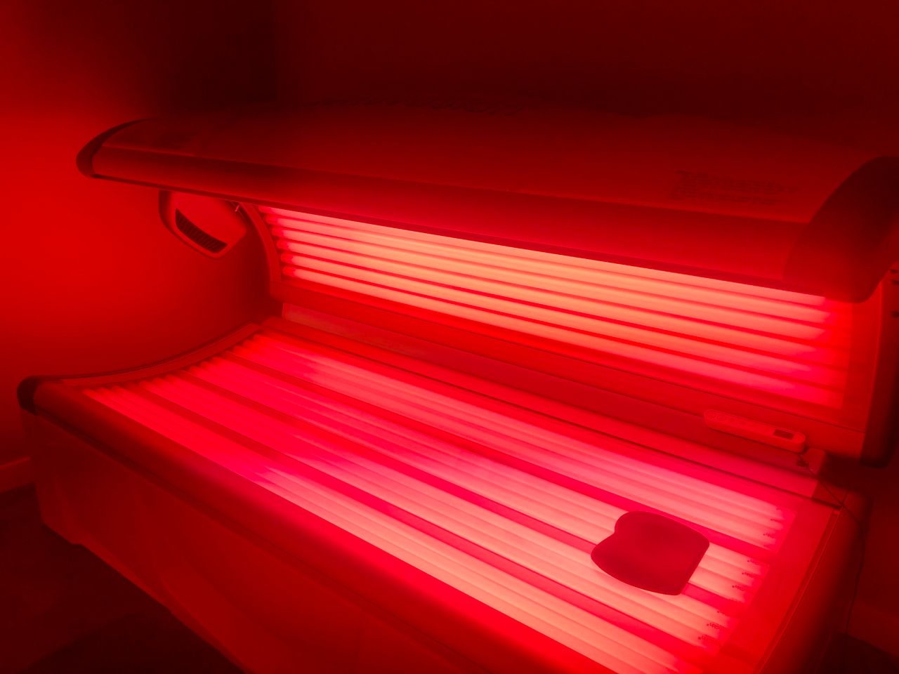 Tanning Salon Owners in Texas Thankful to Turn Lights On