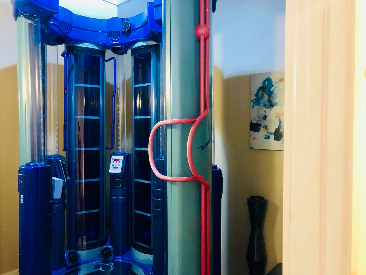 Tanning Salon Owners in Texas Thankful to Turn Lights On