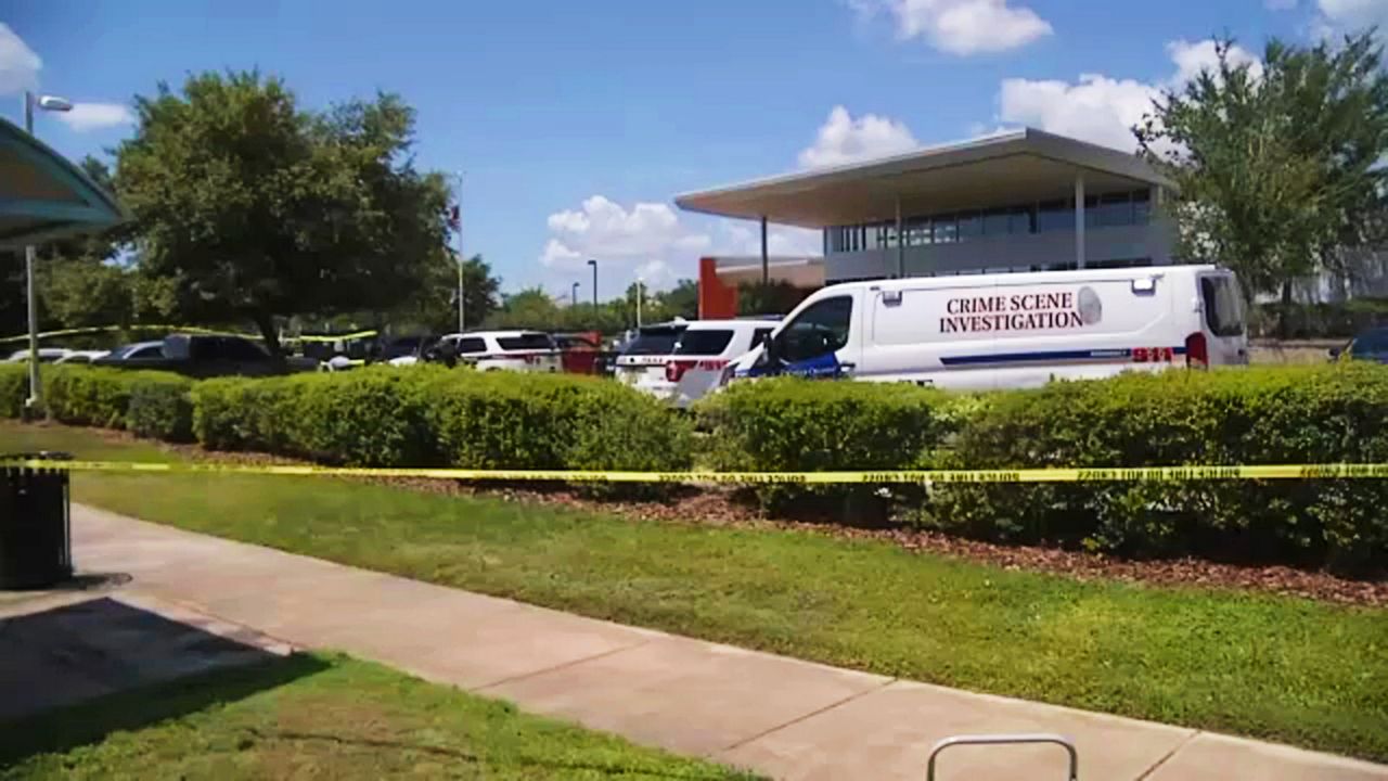 Orlando cops investigate shooting at . immigration office