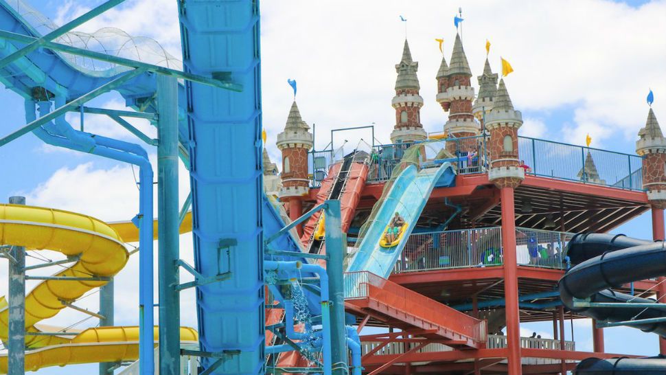 Photo of the Master Blaster Uphill Water Coaster at Schillterbahn New Braunfels Waterpark. (Image/Schlitterbahn via twitter)