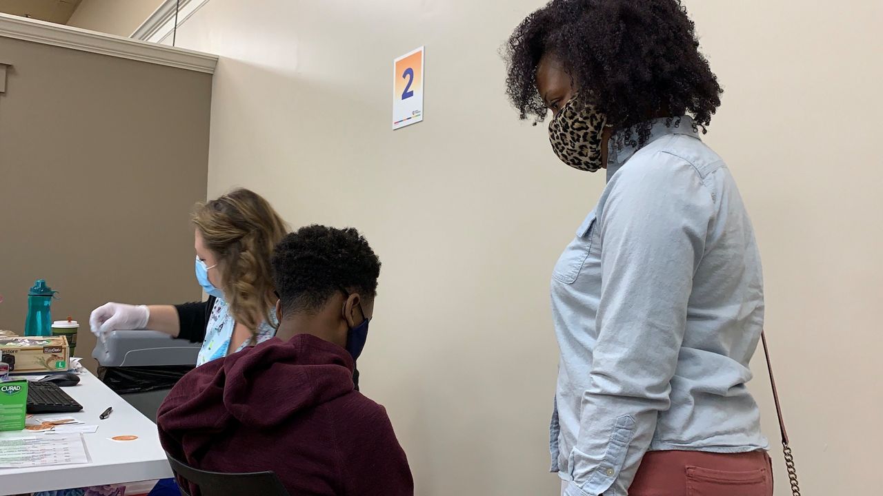 Kentucky's First Pre-Teens Receive COVID Vaccine - Vimarsana News