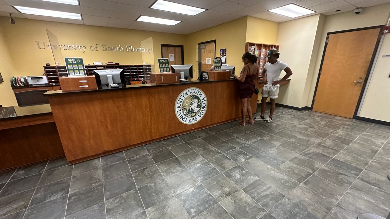 USF's financial aid office is being visited often by students with questions. (Spectrum Bay News 9/Fallon Silcox)