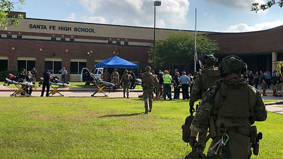 Multiple agencies including the Harris County Sheriff's Office responded to a shooting at Santa Fe High School on May 18, 2018. (Image/Harris County Sheriff's Office via Twitter)