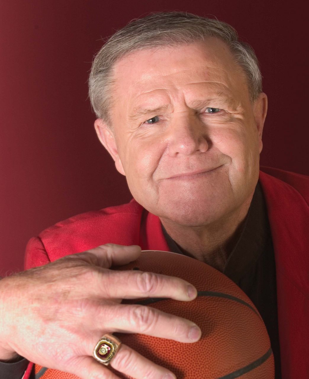 Louisville to honor Denny Crum with moment of silence, seat