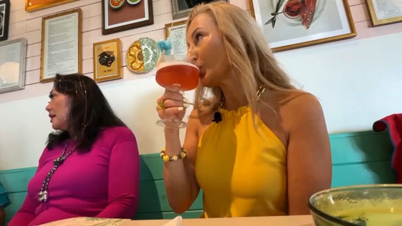 Sarasota group 'Boozeless Babes' holds alcohol-free events